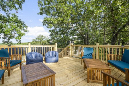 Commercial — travel nurse or healthcare agency looking for housing near Saint Francis